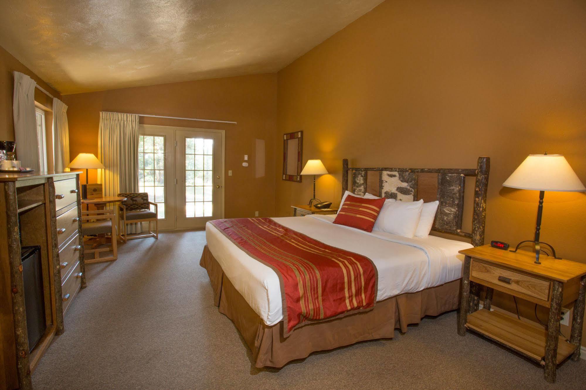 Headwaters Lodge & Cabins At Flagg Ranch Moran Exterior foto