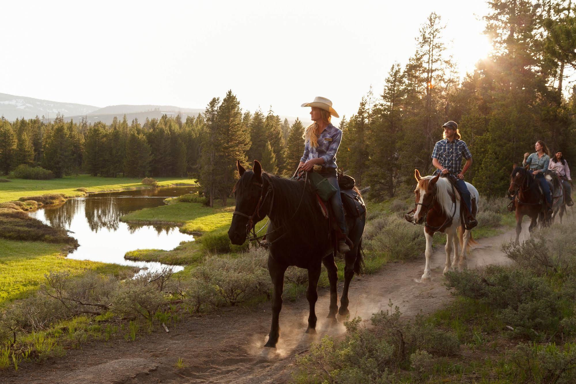 Headwaters Lodge & Cabins At Flagg Ranch Moran Exterior foto