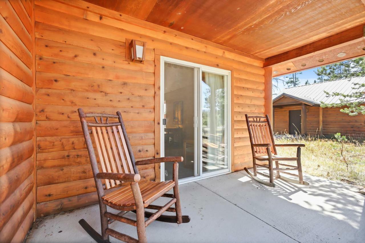 Headwaters Lodge & Cabins At Flagg Ranch Moran Exterior foto